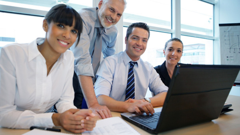 Réunion d'adultes professionnels