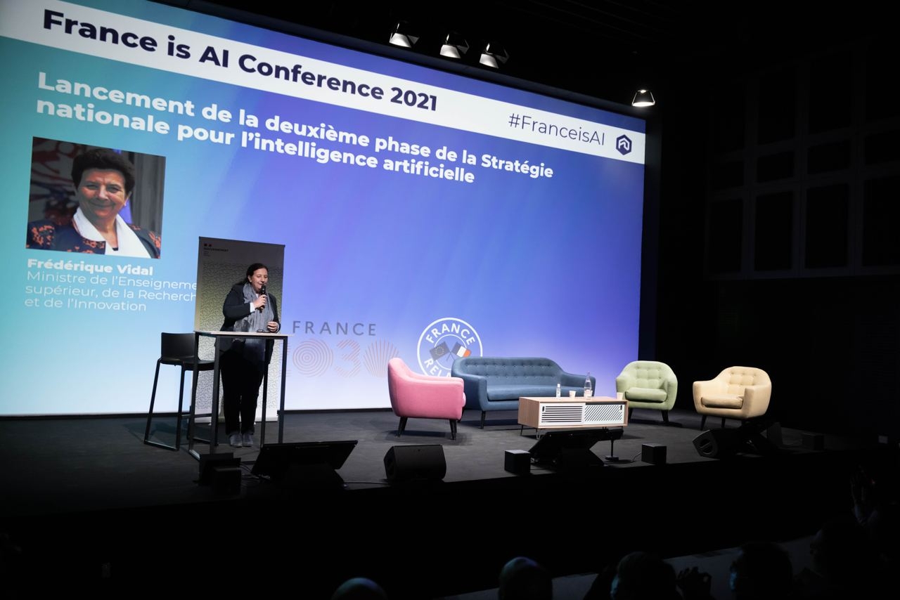 Nouvelle phase de la stratégie nationale d’intelligence artificielle - Frédérique Vidal