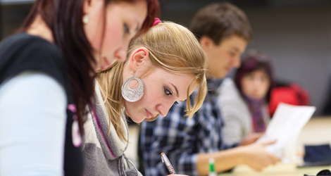 Étudiantes en cours