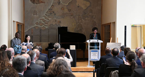pose 1ere pierre-discours FV