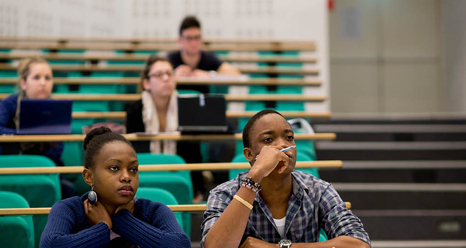 Université Paris-Est-Marne-la-Vallée - étudiants