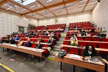 Etudiants en amphithéâtre